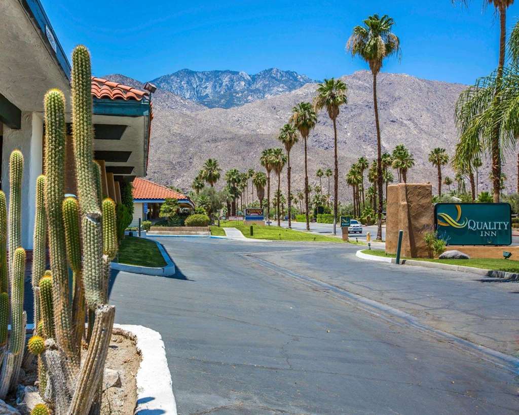Travelodge By Wyndham Palm Springs Exterior photo